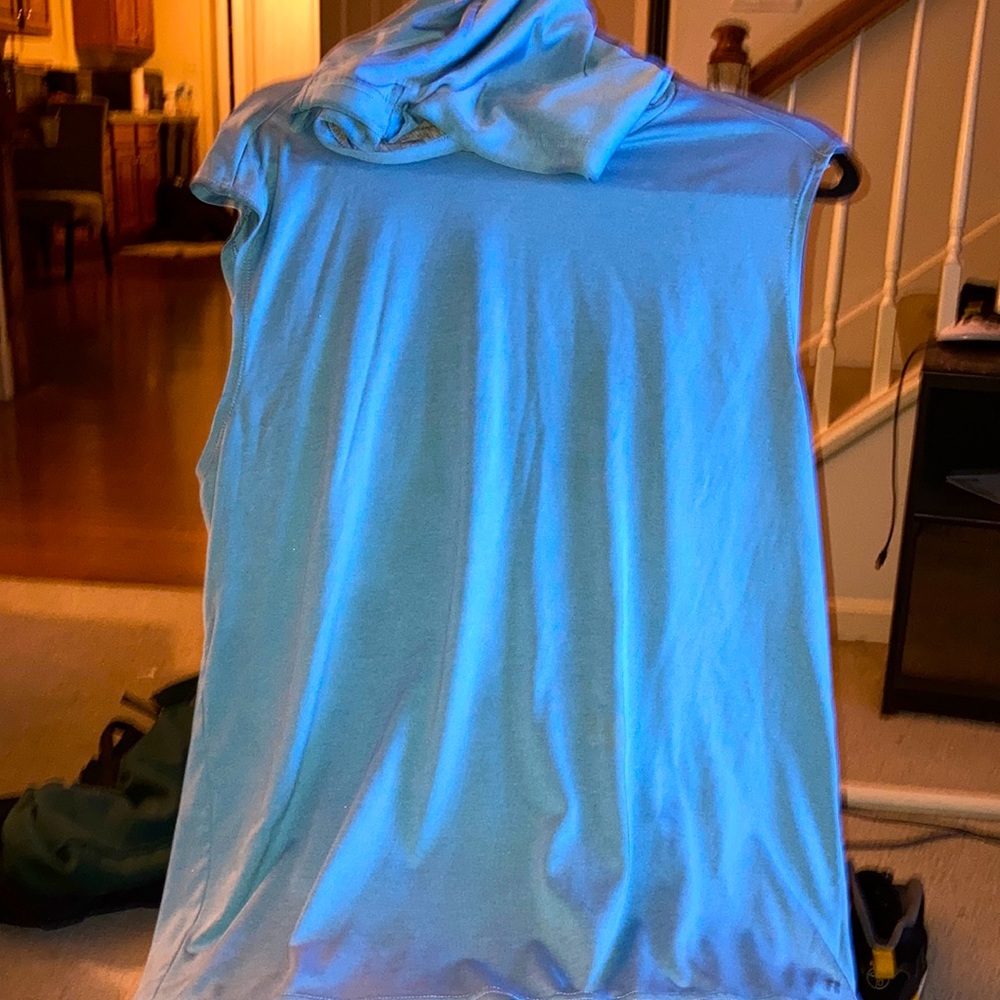 Russel training fit built in odor protection dri power hooded tank